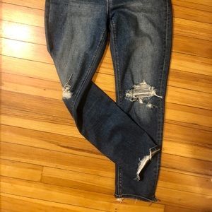 American Eagle Stretch Mom Jeans